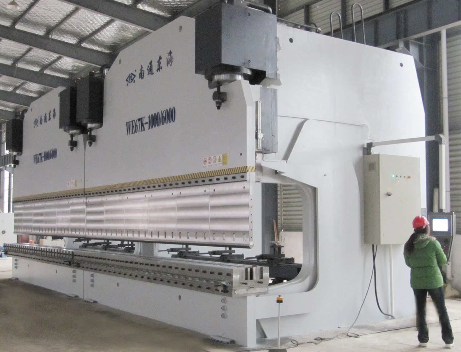 2xWE67K-1000T6000 pole bending machine